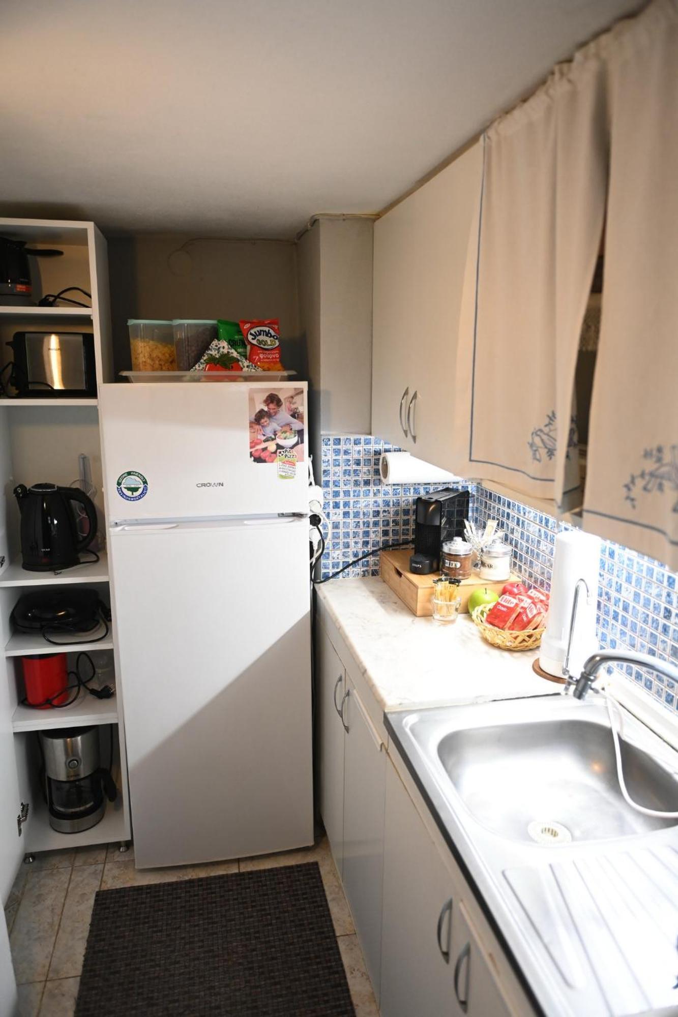 G & A Apartment أورستياذا المظهر الخارجي الصورة